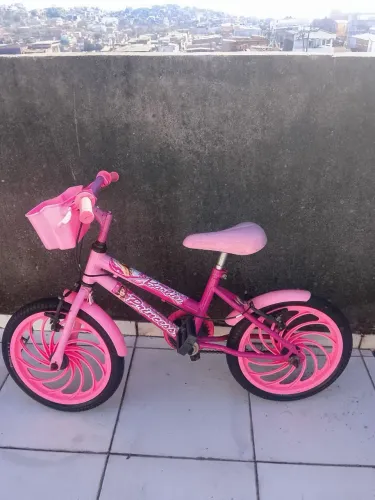 Vendo essa linda bicicleta