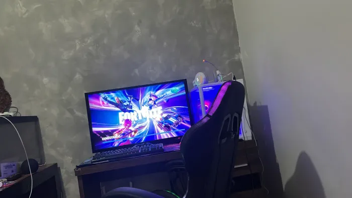 PC GAMER COMPLETO ? RTX 4060 Ti | RYZEN 5 | 180Hz