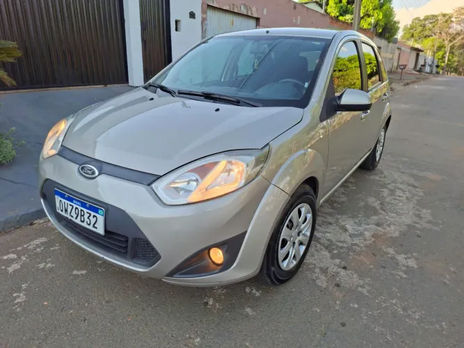 Ford Fiesta 1.0 8V Flex/class 1.0 8V Flex 5P 2014