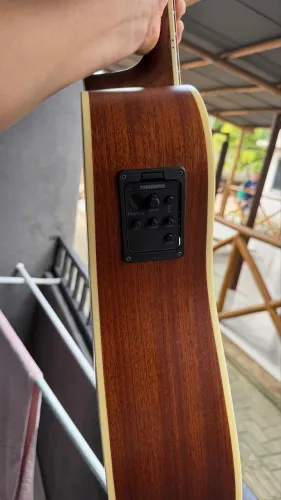 VIOLÃO CORT MR710F