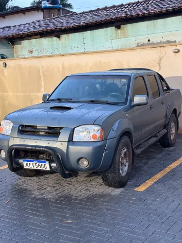Nissan Frontier Se/se Strik/one CD 4X4 2.8 Dies 2003