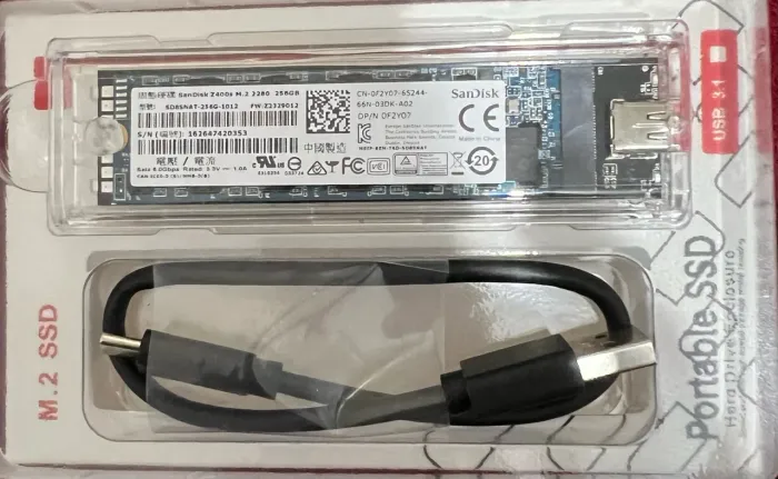 Sandisk Ssd Z400s M.2 2280 256gb + Case M2 SSD * Excelente estado !!