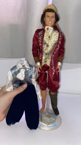 Ken Rei Dominick A Princesa e a Plebeia
