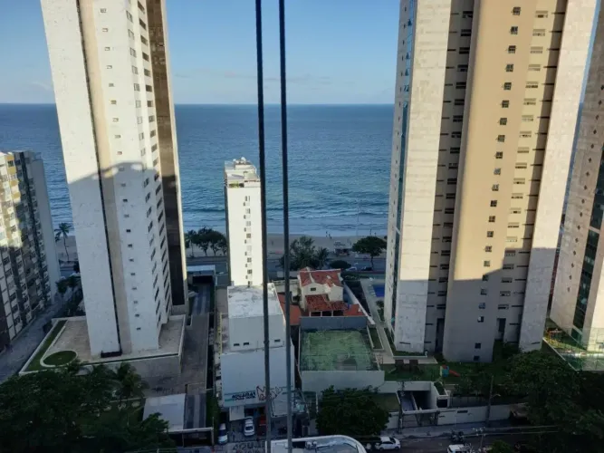 Apartamento para venda possui 127 metros quadrados com 3 quartos em Boa Viagem - Recife -