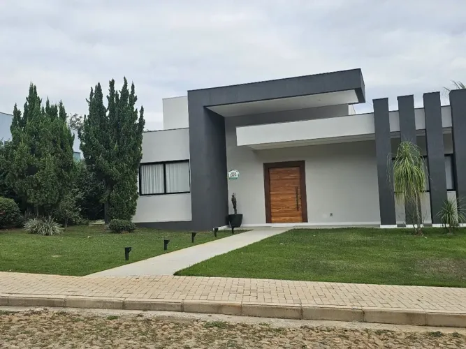 Casa à venda no Condomínio Bouganville - Lagoa Santa/MG