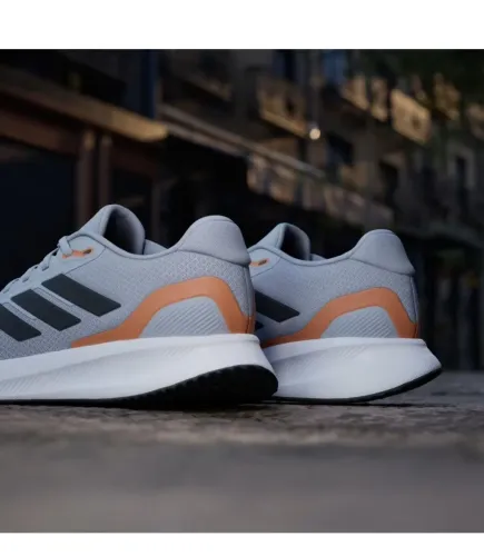 Tenis adidas novo tam.42