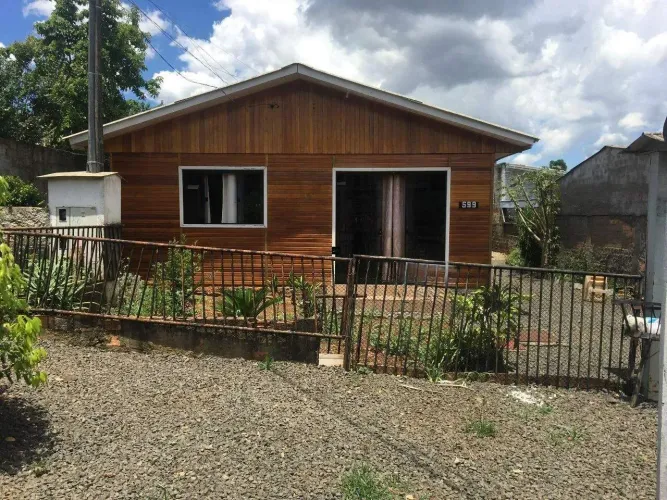 Casa a venda na Efapi em Chapecó/SC.