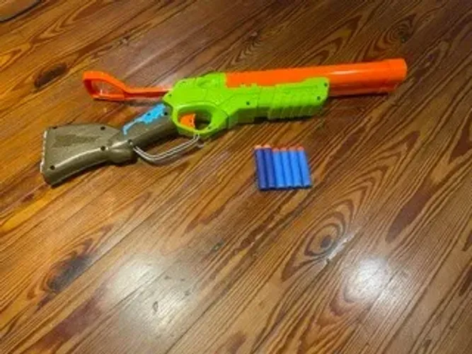 Lançador de Dardos 56 cm Zuru X-Shot Bug Attack tipo Nerf em Excelente Estado
