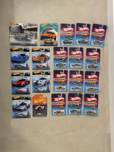Vendo carrinhos hot wheels rlc/premium/main line