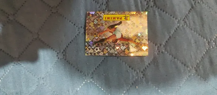 Figurinha Panini Dourada 00