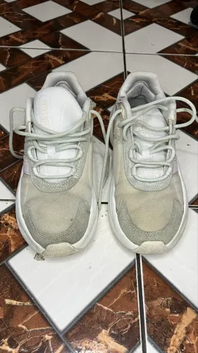 Tênis adidas TAM 39