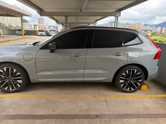 Volvo XC-60 T-8 Ultra Dark 2.0 AWD (híbrido) 2026