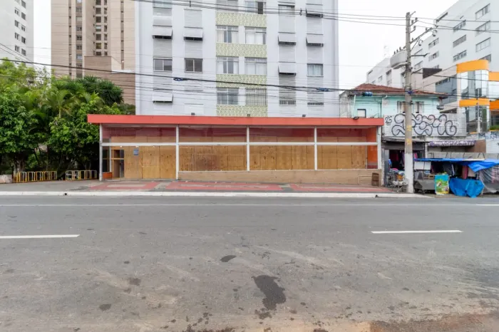 Loja na Avenida Conselheiro Rodrigues Alves, 181  350 m²