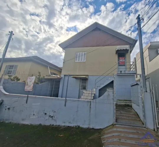 CASA RESIDENCIAL PARTE SUPERIOR