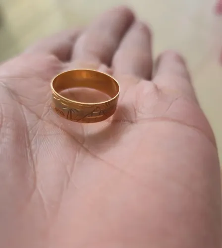 Vendo anel de ouro 18k do modelo Escrava