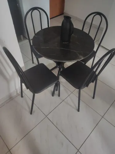 Mesa de pedra de mármore 1 mês de uso excelente mesa