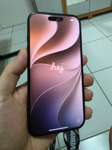 iPhone 16