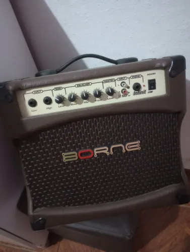 Amplificador para Violão "Borne"