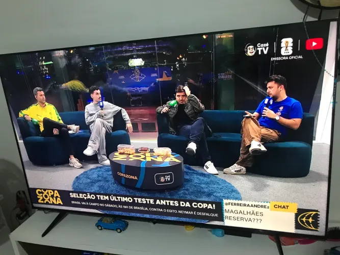 Tv smart tv 65p inteligência artificial comando de voz tem garantia de 6 mês 
