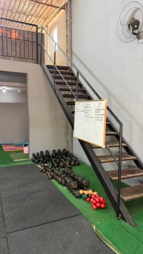 Academia de Cross Training Completa!