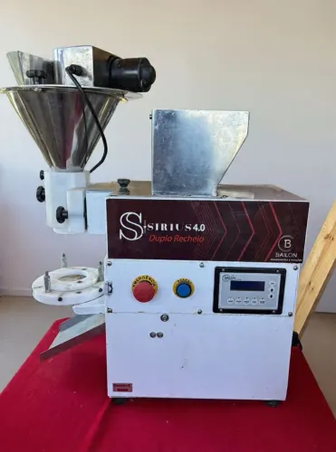 Máquina de Salgados Sirius 4.0 - Duplo Recheio