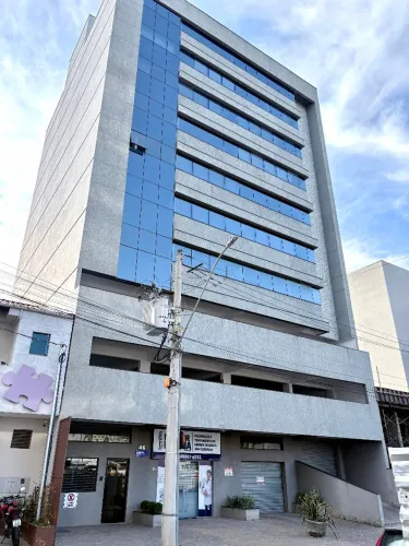 Sala Comercial 31 m² - 7 andar com vista para rua - Bairro Ibiapaba