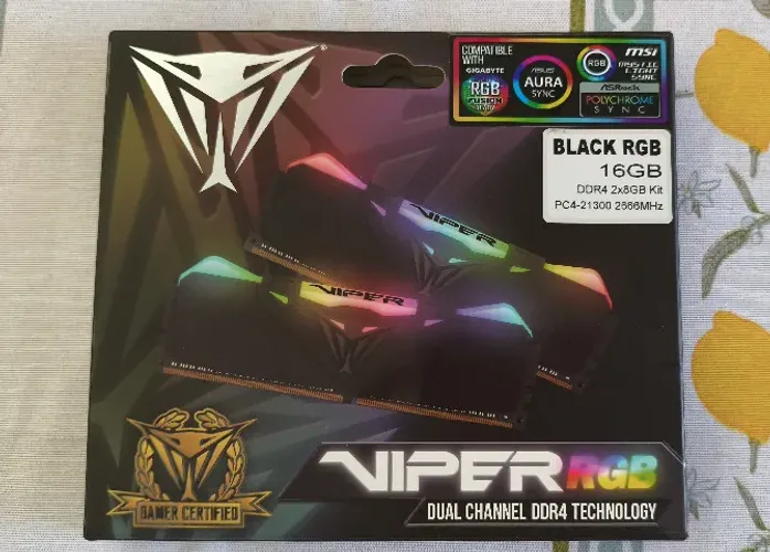 Memória DDR4 Patriot Viper RGB 16GB 2666Mhz
