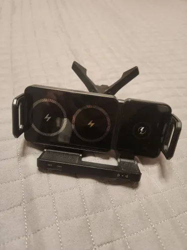 Suporte veicular para carregar celular