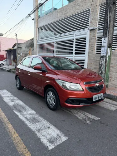 Chevrolet Onix Hatch LT 1.0 8V Flex Power Mec. 4P 2013
