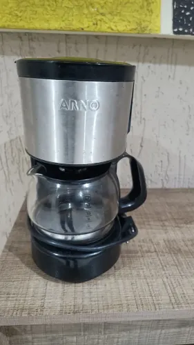 Cafeteira Arno funcionando perfeitamente