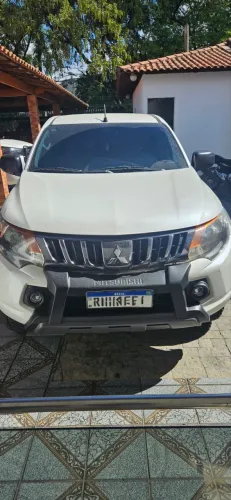 Mitsubishi L200 Tri. Outdo. GLS 2.4 CD 4X4 Die. AUT 2022