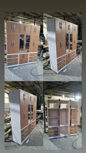 Guarda-roupa casal 