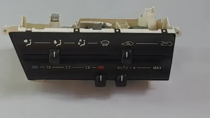 Comando Do Ar Condicionado Citroen Xantia 1999 2000 (Usado) -AD117