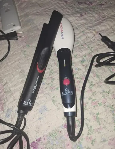 Por 180,00 vendo essa chapinha e escova