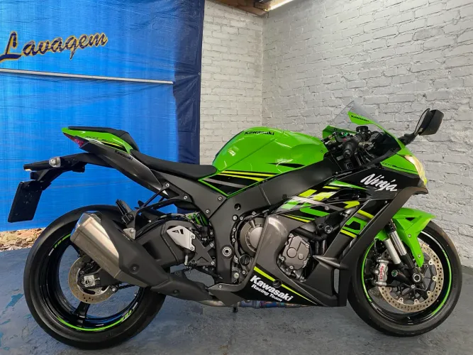 Kawasaki ZX10R na caixa ( zera )