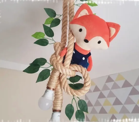 LUSTRE/LUMINÁRIA QUARTO INFANTIL