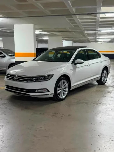 Volkswagen Passat Highline 2.0 TSI 220cv Tip. 2018