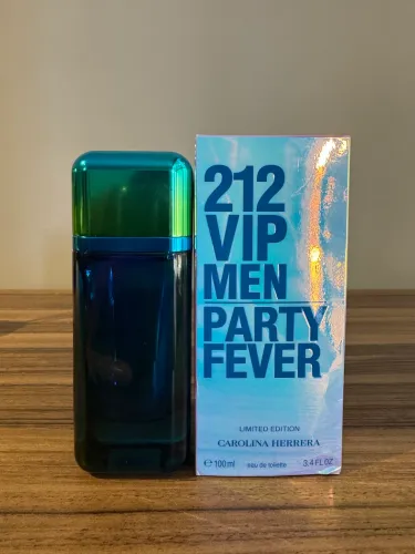 Perfume 212 VIP Men Party Fever