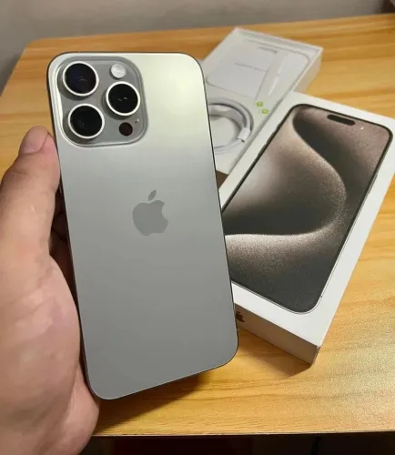 iPhone 15 pro max 512GB