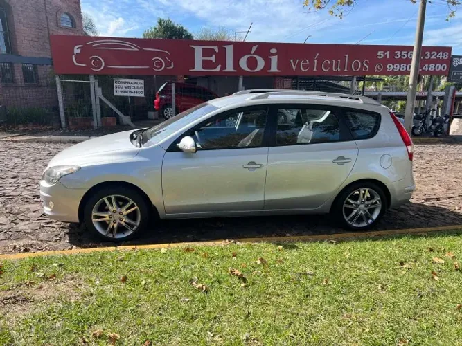 Hyundai I30CW 2.0 16V 145cv Aut. 5P 2012