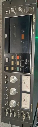 Gravadora de fita TEAC C-3X, TASCAM