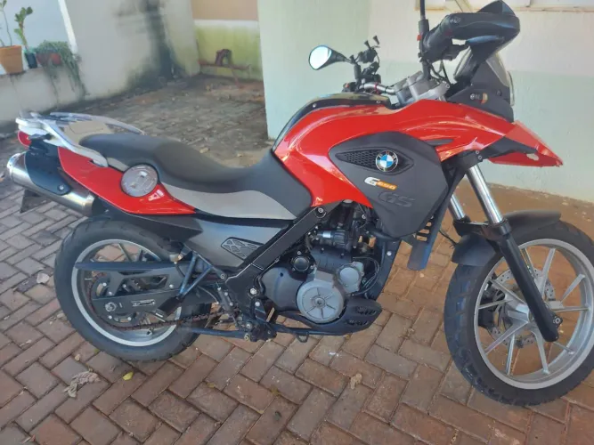 Vendo BMW GS650 muito nova