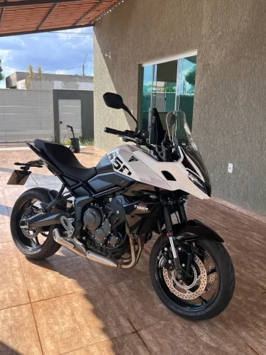 Tiger Sport 660 2026 apenas 5.900km 
