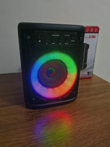 Caixa de som Bluetooth com rádio FM entrada pra Mic