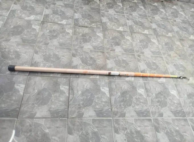 Vara de manobra telescópica