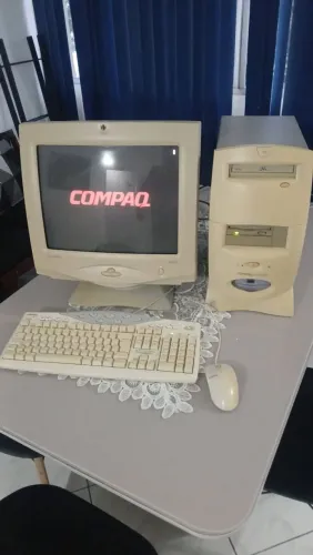 Compaq Presario completo.