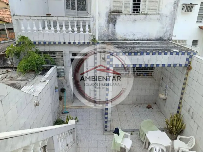 Casa ampla no Centro de Aracaju para fins Comercial ou Residencial