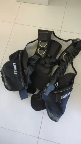 Colete Equilibrador de mergulho LEOMAR TEKNA 1000