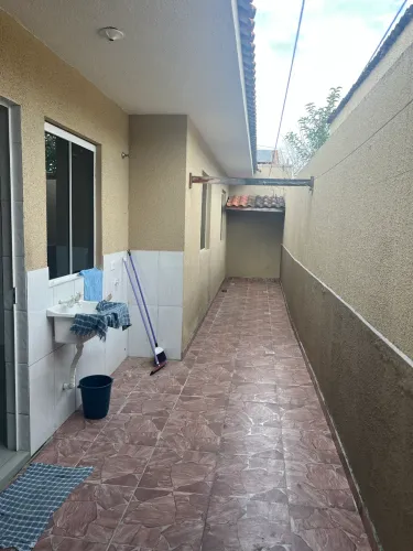 Casa para Alugar - 3 Quartos no Cajuru - R$ 3.000