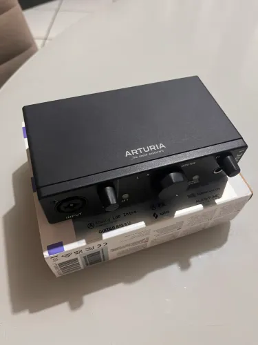 Interface de Áudio Arturia Minifuse 1 